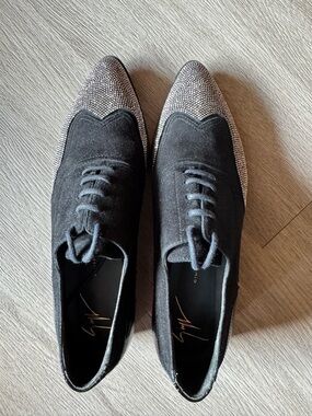 Giuseppe Zanotti Women Black Suede and Silver crystals Pointed Oxford Shoes